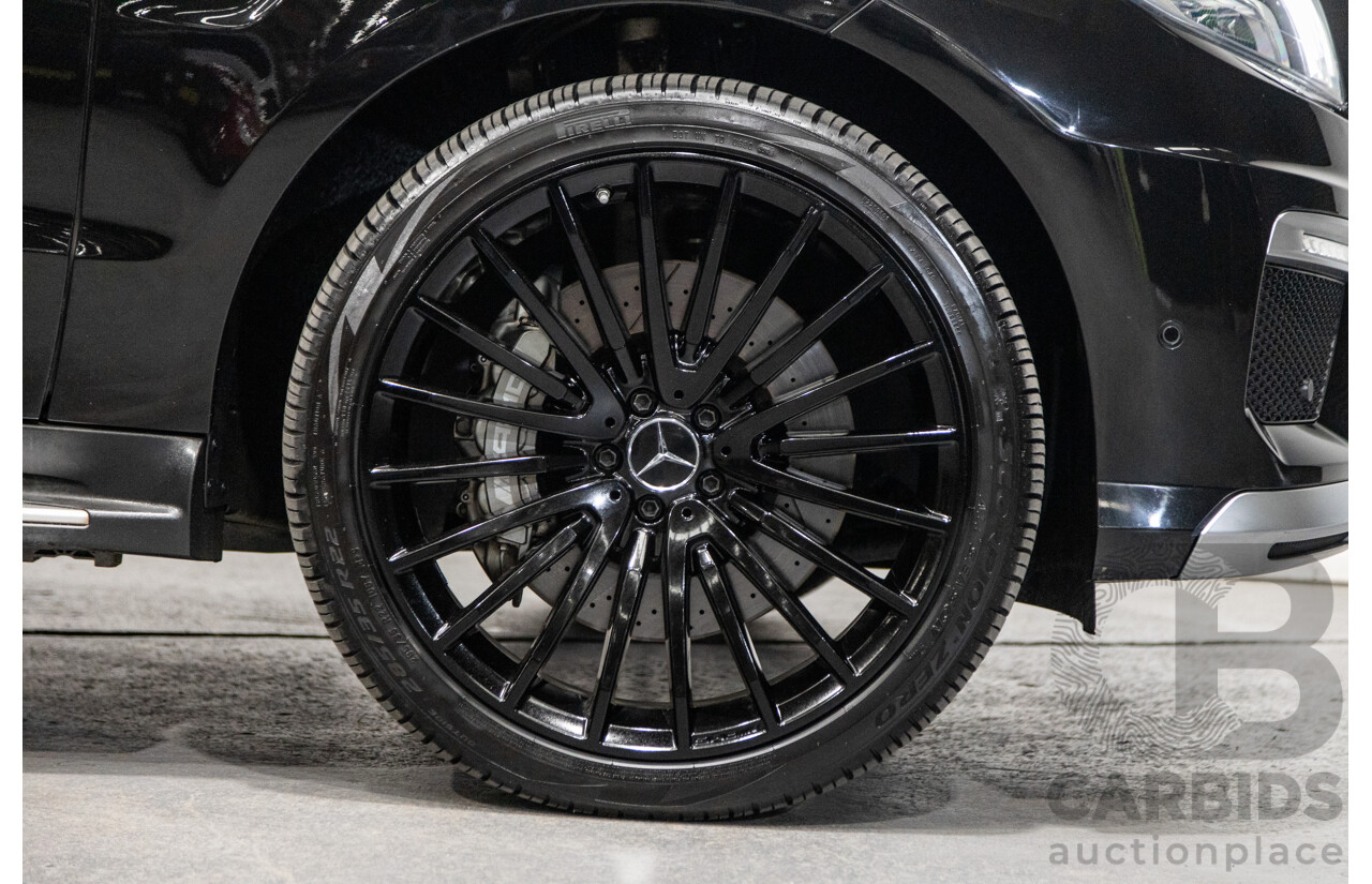 12/2013 Mercedes Benz ML63 AMG (AWD) 166 4d Wagon Obsidian Black Metallic Twin Turbo V8 5.5L