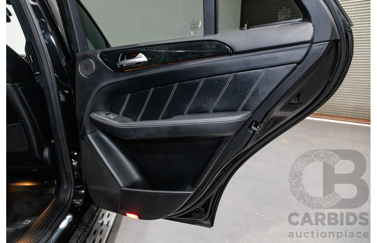 12/2013 Mercedes Benz ML63 AMG (AWD) 166 4d Wagon Obsidian Black Metallic Twin Turbo V8 5.5L