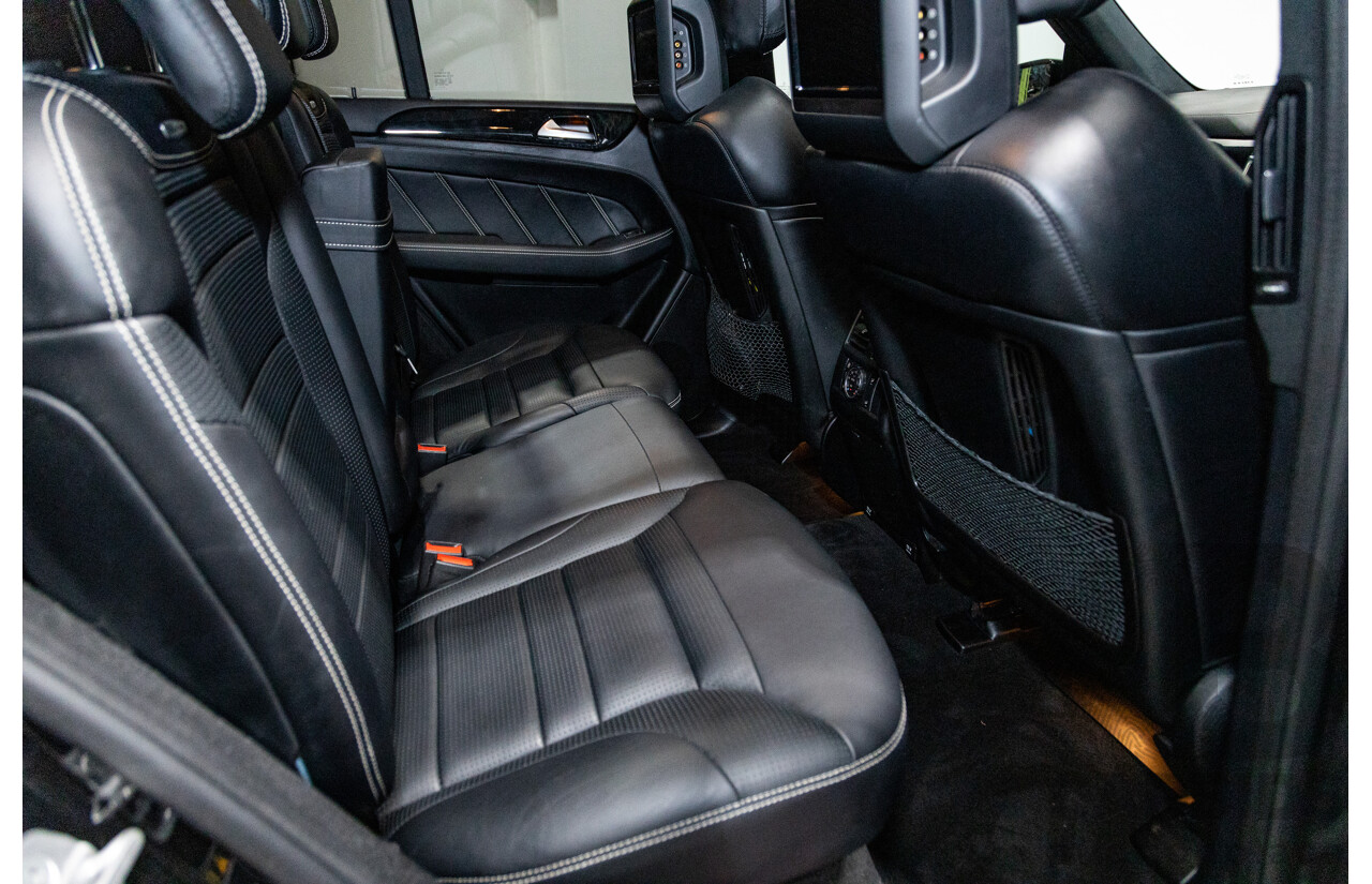 12/2013 Mercedes Benz ML63 AMG (AWD) 166 4d Wagon Obsidian Black Metallic Twin Turbo V8 5.5L