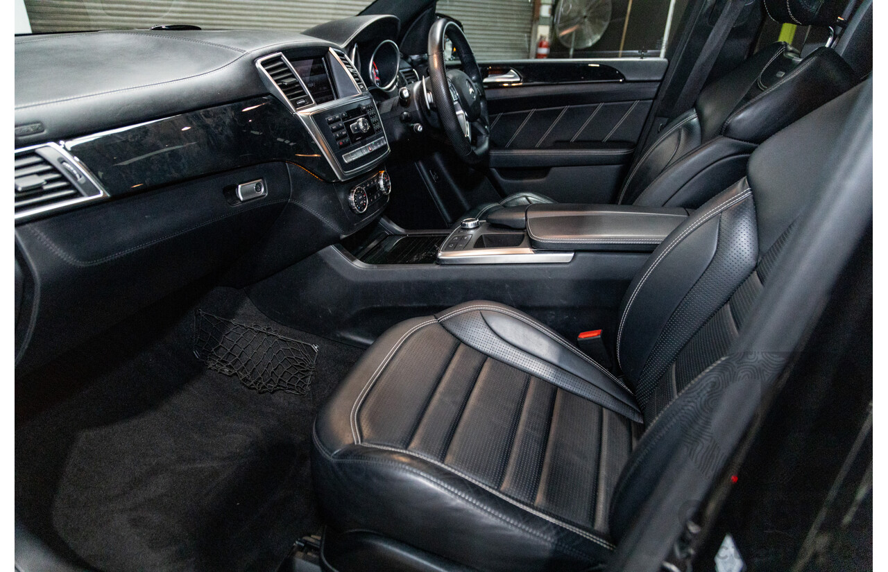 12/2013 Mercedes Benz ML63 AMG (AWD) 166 4d Wagon Obsidian Black Metallic Twin Turbo V8 5.5L