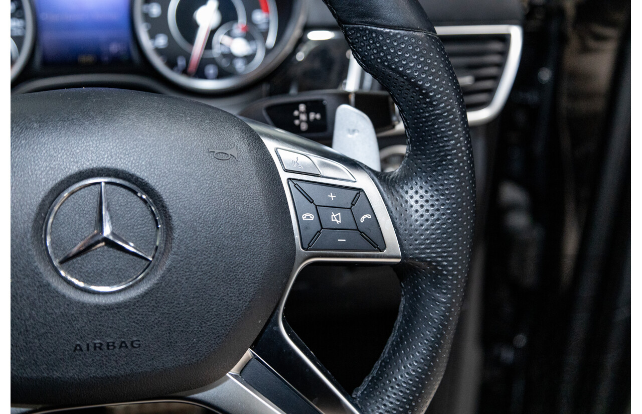 12/2013 Mercedes Benz ML63 AMG (AWD) 166 4d Wagon Obsidian Black Metallic Twin Turbo V8 5.5L