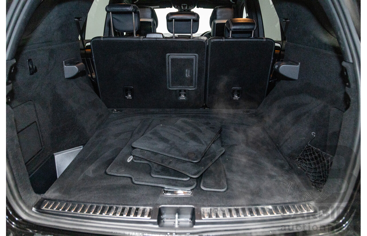 12/2013 Mercedes Benz ML63 AMG (AWD) 166 4d Wagon Obsidian Black Metallic Twin Turbo V8 5.5L