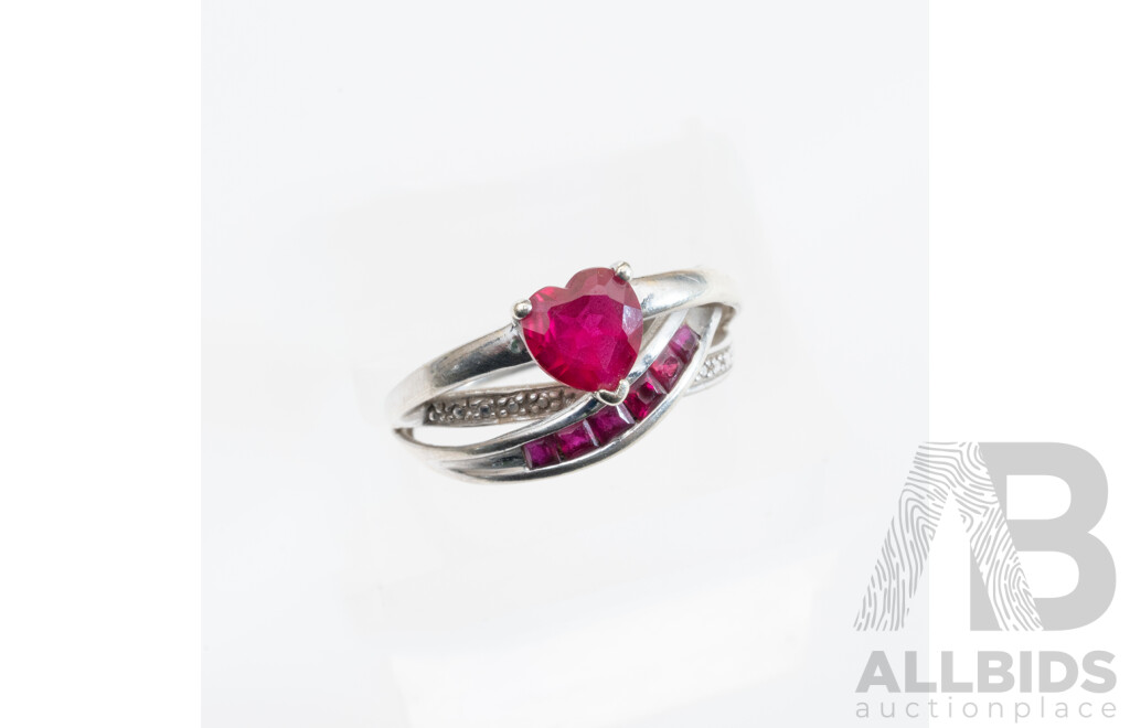 9ct WG Created Ruby Ring with Heart Shaped Centre Stone, Size L, 2.79 Grams