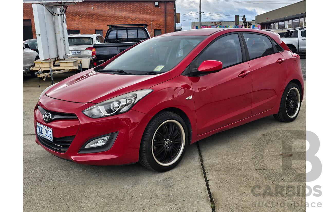 4/2013 Hyundai i30 Active GD 5d Hatchback Red 1.8L