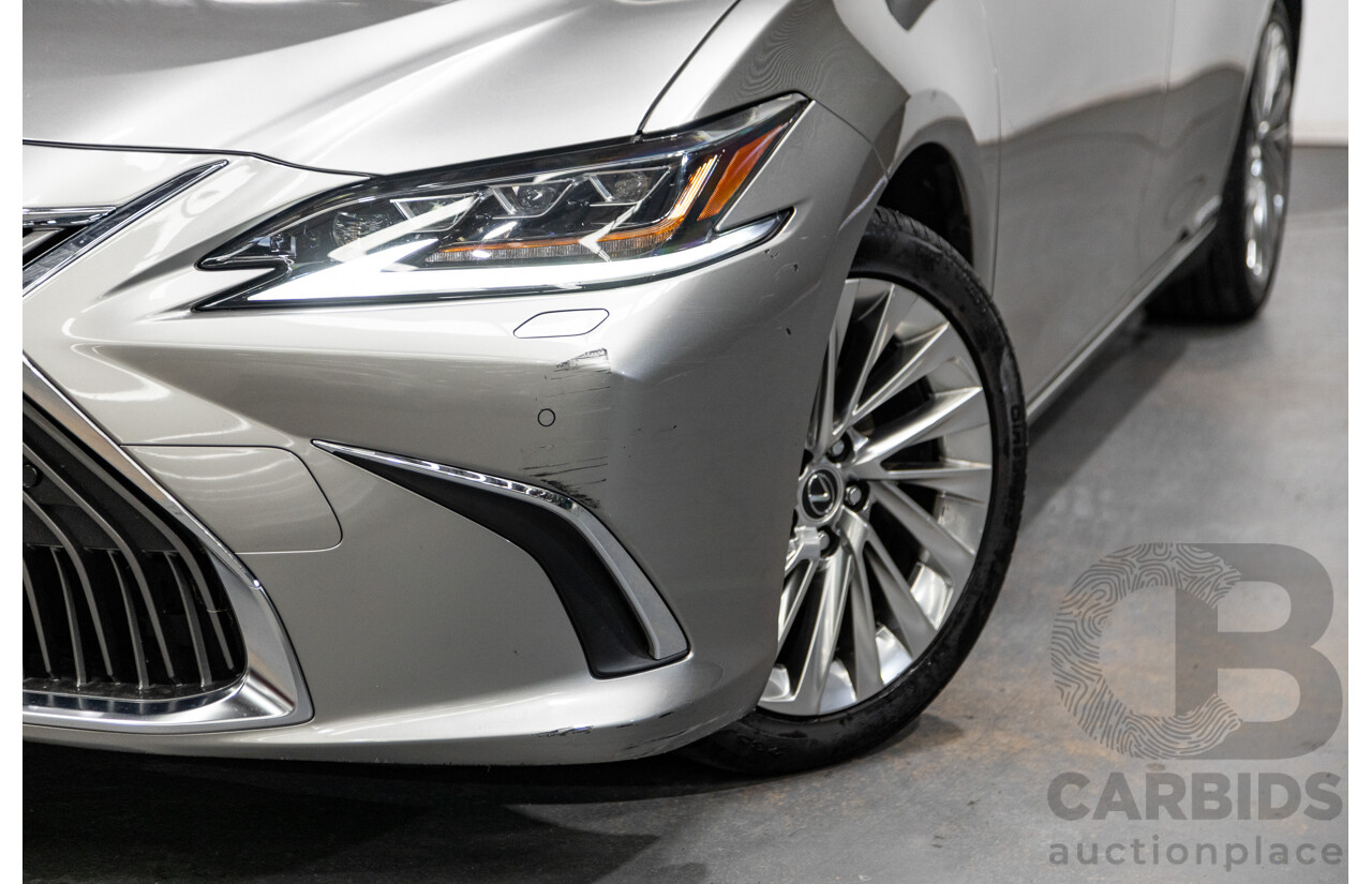 09/2020 Lexus ES300h Sports Luxury Hybrid MY20 AXZH10R 4d Sedan Titanium Silver Metallic 2.5L / 88kw Hybrid