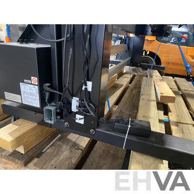 Roland (VG-540i) TrueVIS Large Format Printer
