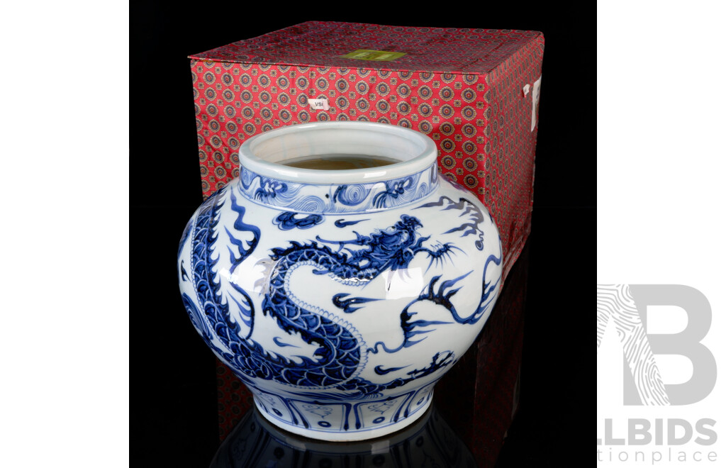 Impressive Chinese Hand Painted Blue & White Porcelain Vase with Dragon Decoration in Original Presentation Box