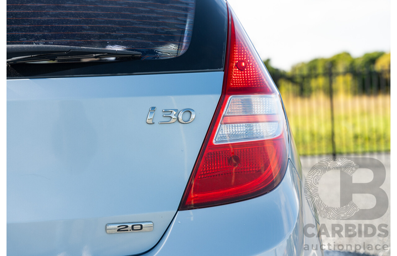 6/2011 Hyundai i30 cw SX 2.0 FD MY11 4d Wagon Clean Blue Metallic 2.0L