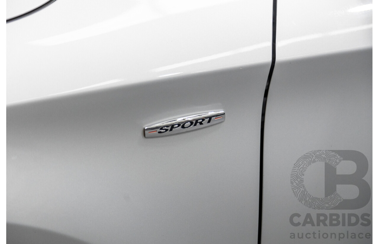 6/2015 Mercedes Benz CLA250 Sport 4matic (AWD) AMG Pack 4d Shooting Brake 117 4d Wagon Polar Silver Metallic Turbo 2.0L
