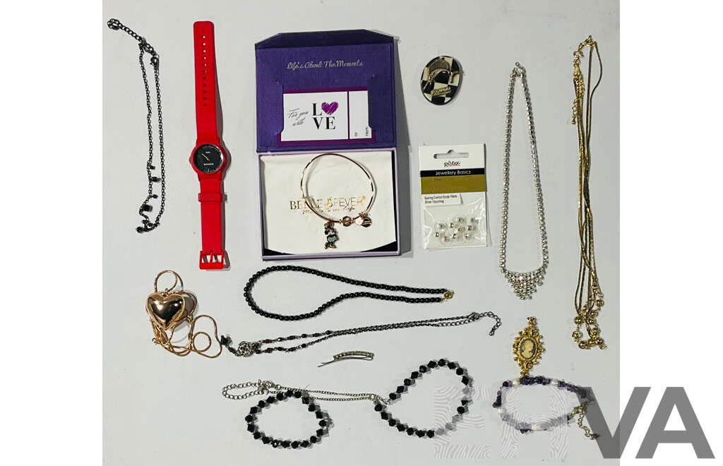 Collection of Vintage Jewellery Items Including Amethyst & FW Pearl Bracelet, Diamonte Pieces with BelleBfever Minnie Mouse Bangle & CZ Stud Earrings