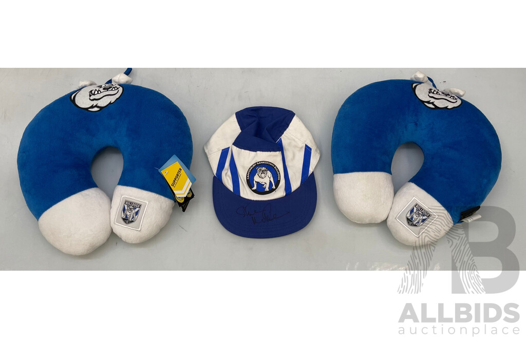 Signed Bulldogs Hat & Travel Pillows