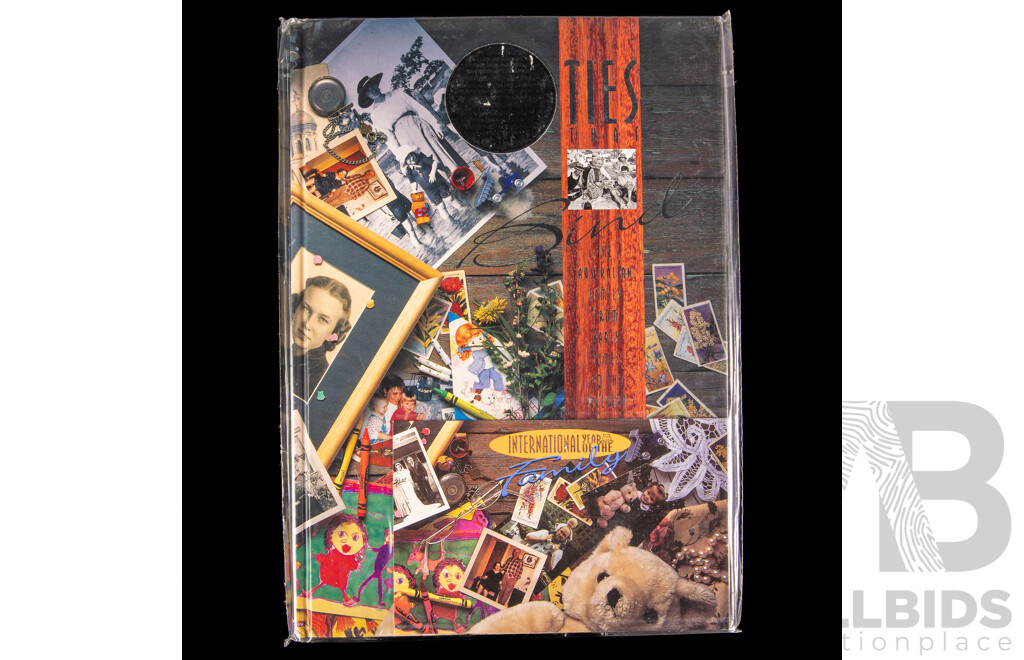 Collection of Australian Postal Stamp Books Including Zoos of Australia, ANZAC Tradition, Australian Sailing Ships, Women of Oz, International Yea of the Family, Our World International Images of Nature