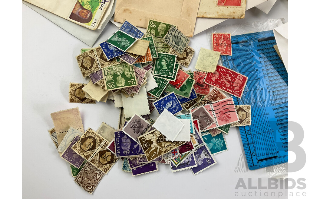 Collection of International Stamps Including Mint Fiji, USA, New Zealand, Hong Kong, Singapore, Denmark and More