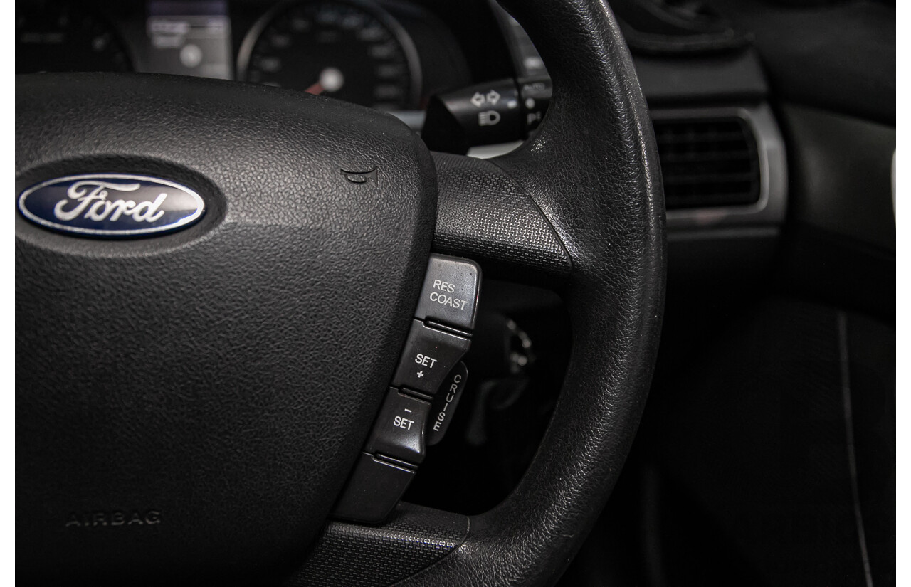 6/2010 Ford Falcon XT FG 4d Sedan White 4.0L