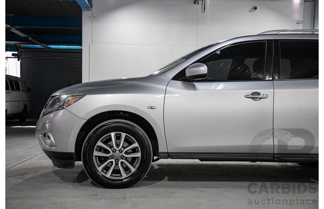 10/2013 Nissan Pathfinder ST (4x2) R52 4d Wagon Metallic Silver 3.5L - 7 Seater