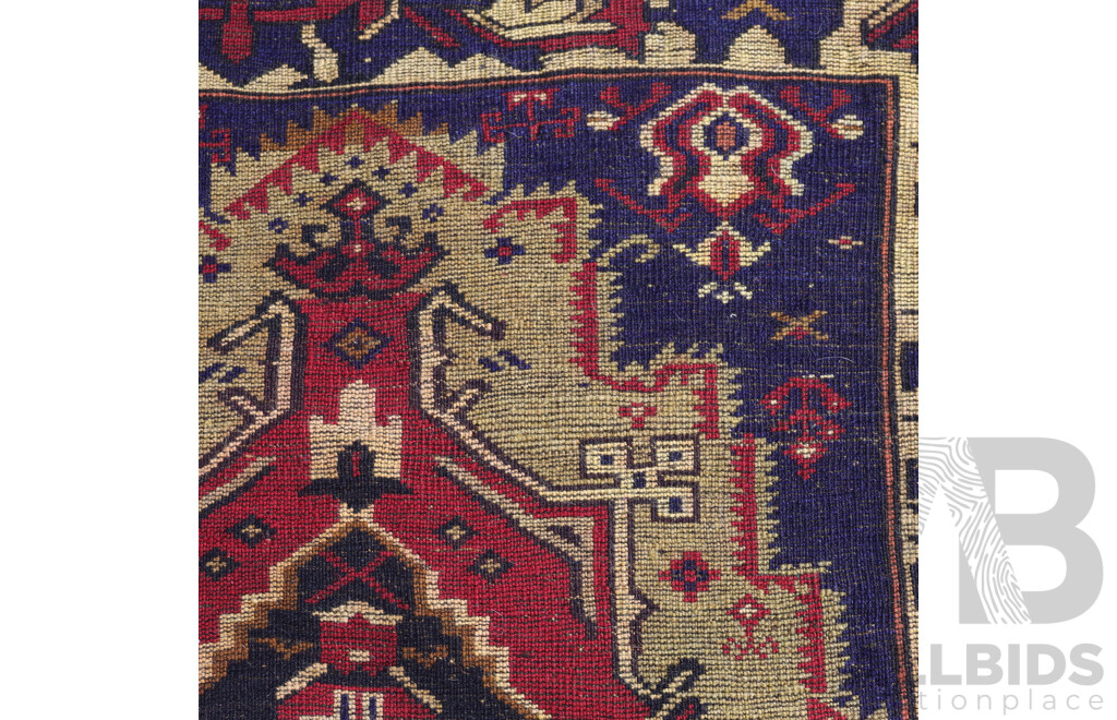 Hand Knotted Afghan Wool Rug with Traditional Design