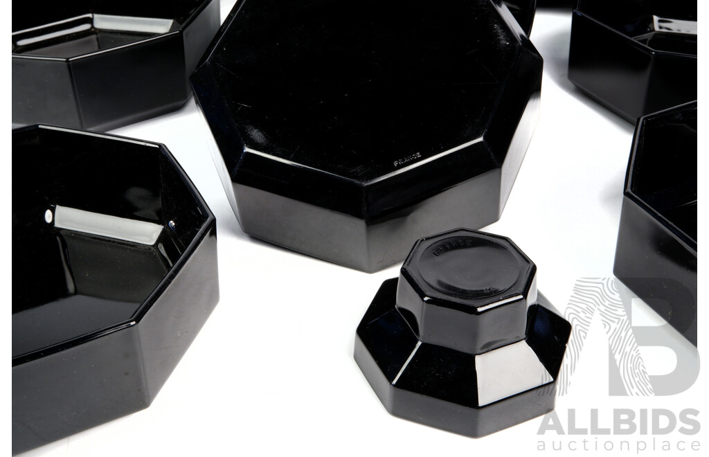 Retro 24 Piece French Black Glass Hexagonal Dinner Service