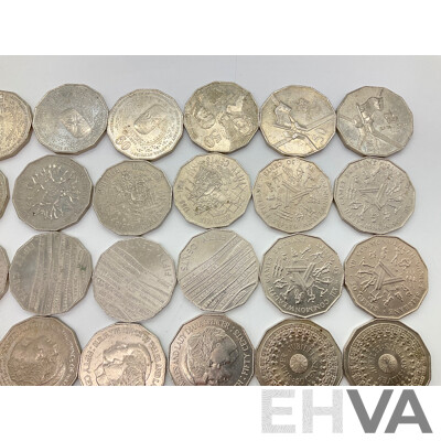 Collection of Australian Commemorative Fifty Cent Coins Including 2017 Mabo(2) 2016 Fifty Years Decimal Currency(3) 1981 Charles Diana(4) 2004 Wildlife(2) 2019 Indigenous Language(4) 1977 Silver Jubilee(2) ......