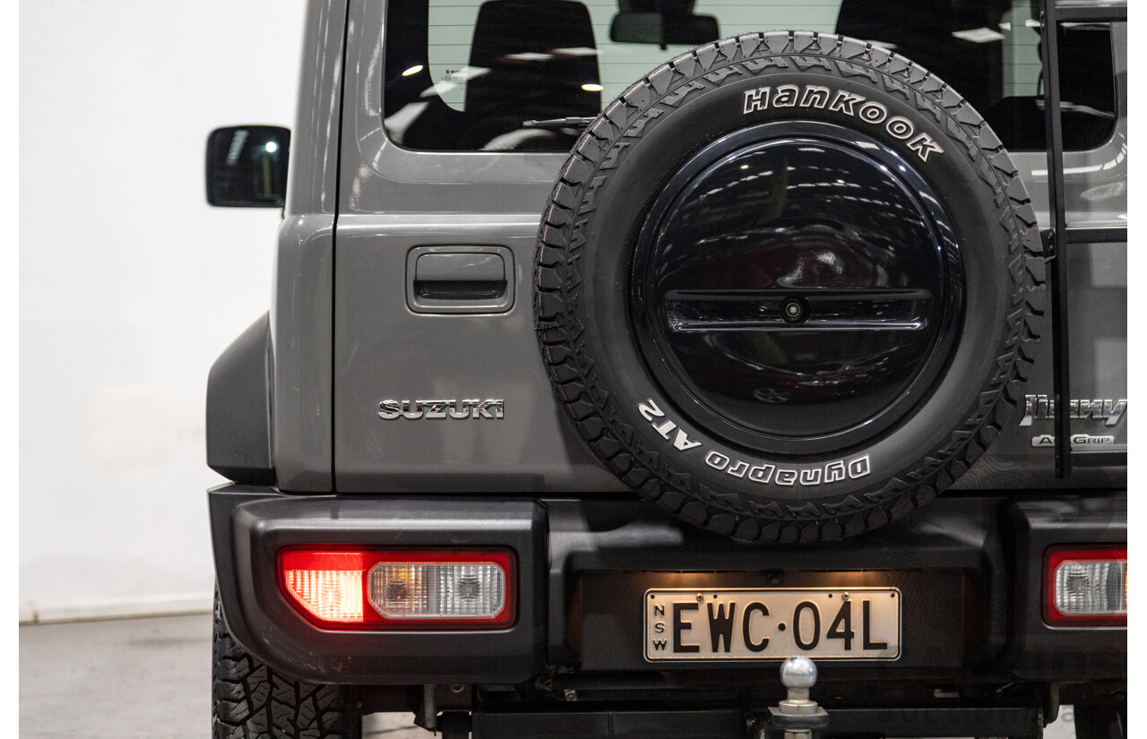 11/2021 Suzuki Jimny (4x4) GJ JB74 MY22 2d Wagon Medium Grey 1.5L