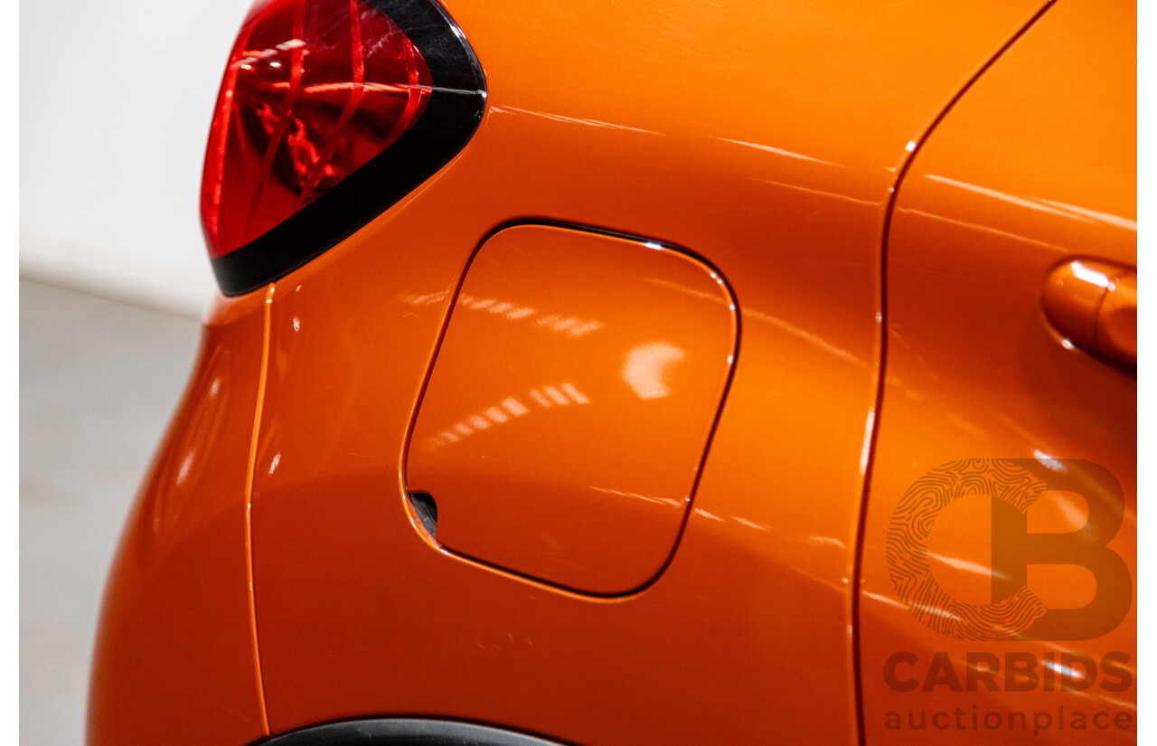 1/2015 Renault Captur Dynamique X87 4d Wagon Corsica Orange / Diamond Black Metallic Turbo 1.2L