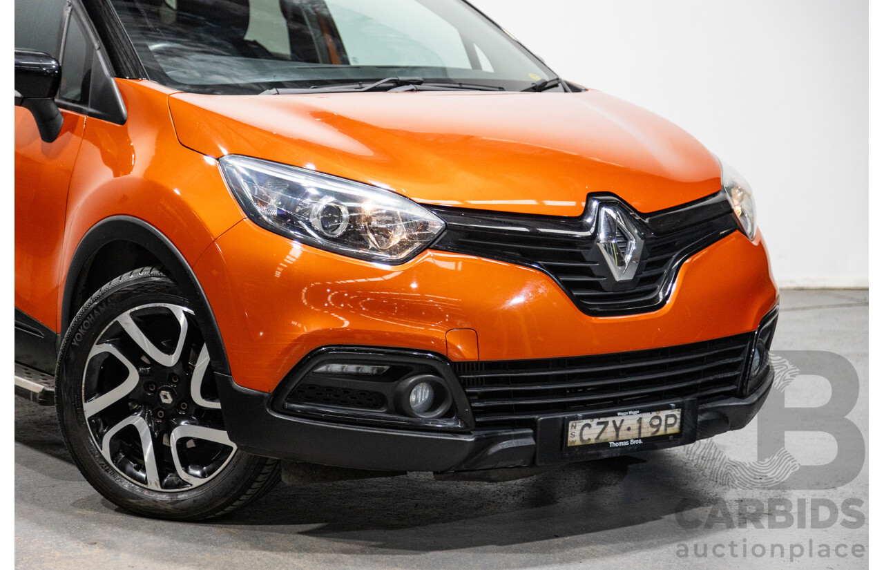 1/2015 Renault Captur Dynamique X87 4d Wagon Corsica Orange / Diamond Black Metallic Turbo 1.2L