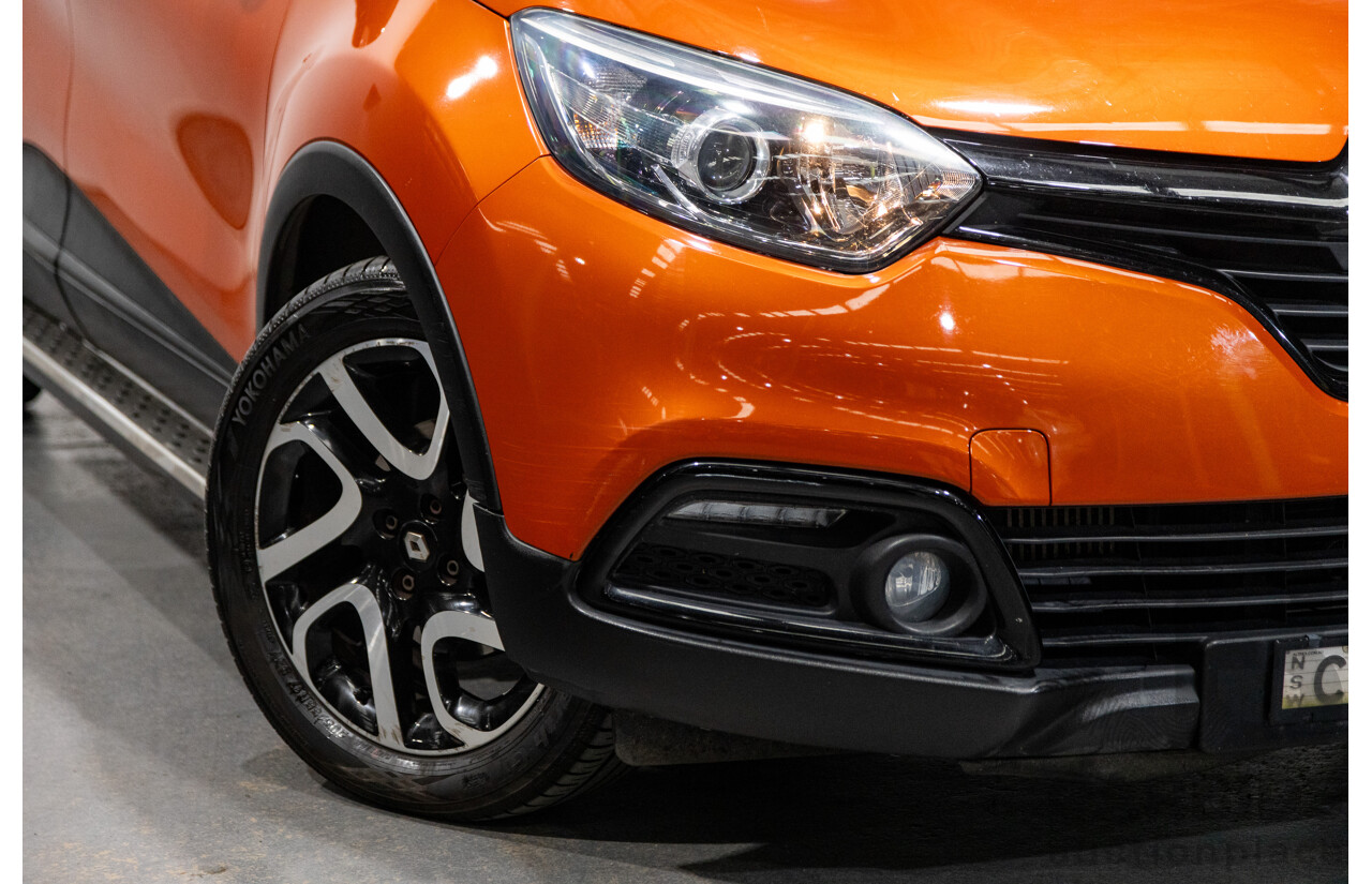 1/2015 Renault Captur Dynamique X87 4d Wagon Corsica Orange / Diamond Black Metallic Turbo 1.2L