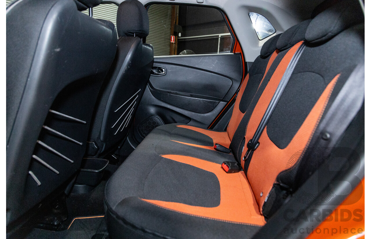 1/2015 Renault Captur Dynamique X87 4d Wagon Corsica Orange / Diamond Black Metallic Turbo 1.2L