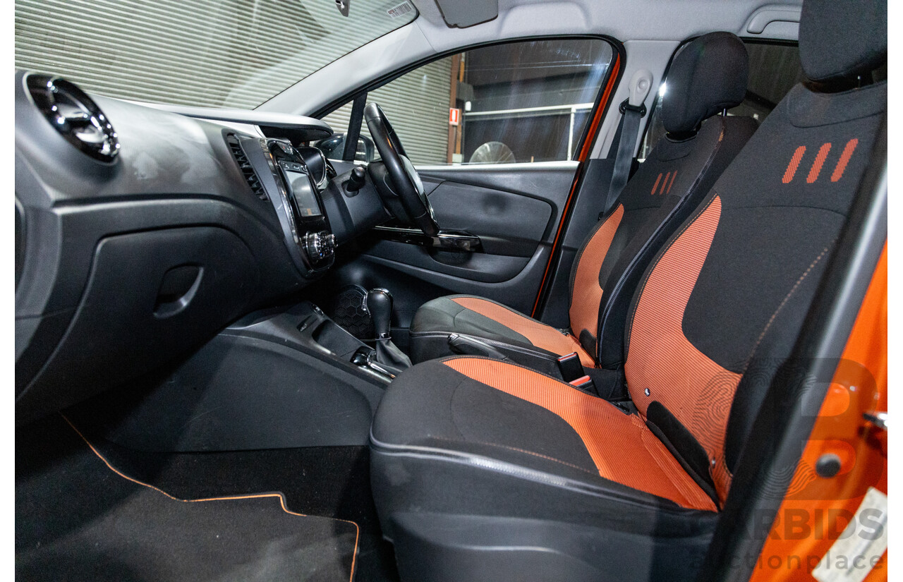1/2015 Renault Captur Dynamique X87 4d Wagon Corsica Orange / Diamond Black Metallic Turbo 1.2L