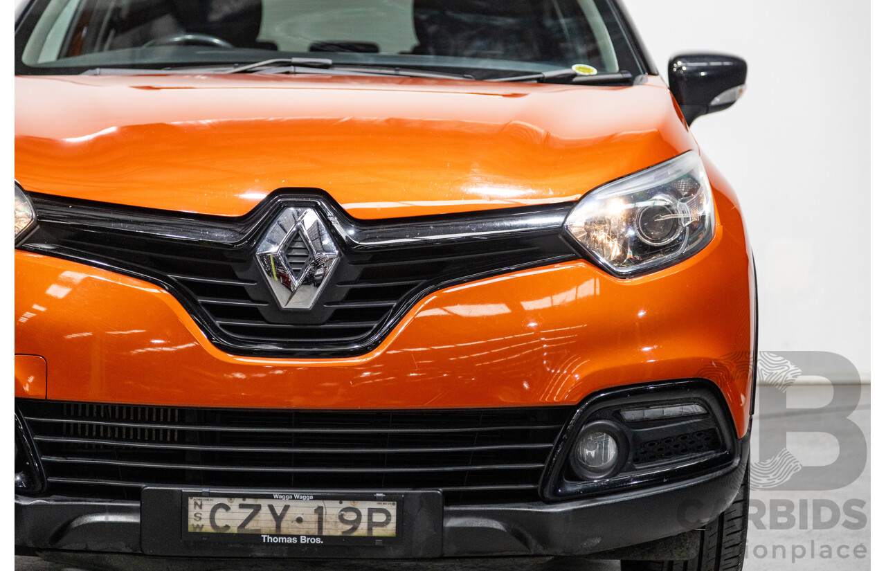 1/2015 Renault Captur Dynamique X87 4d Wagon Corsica Orange / Diamond Black Metallic Turbo 1.2L