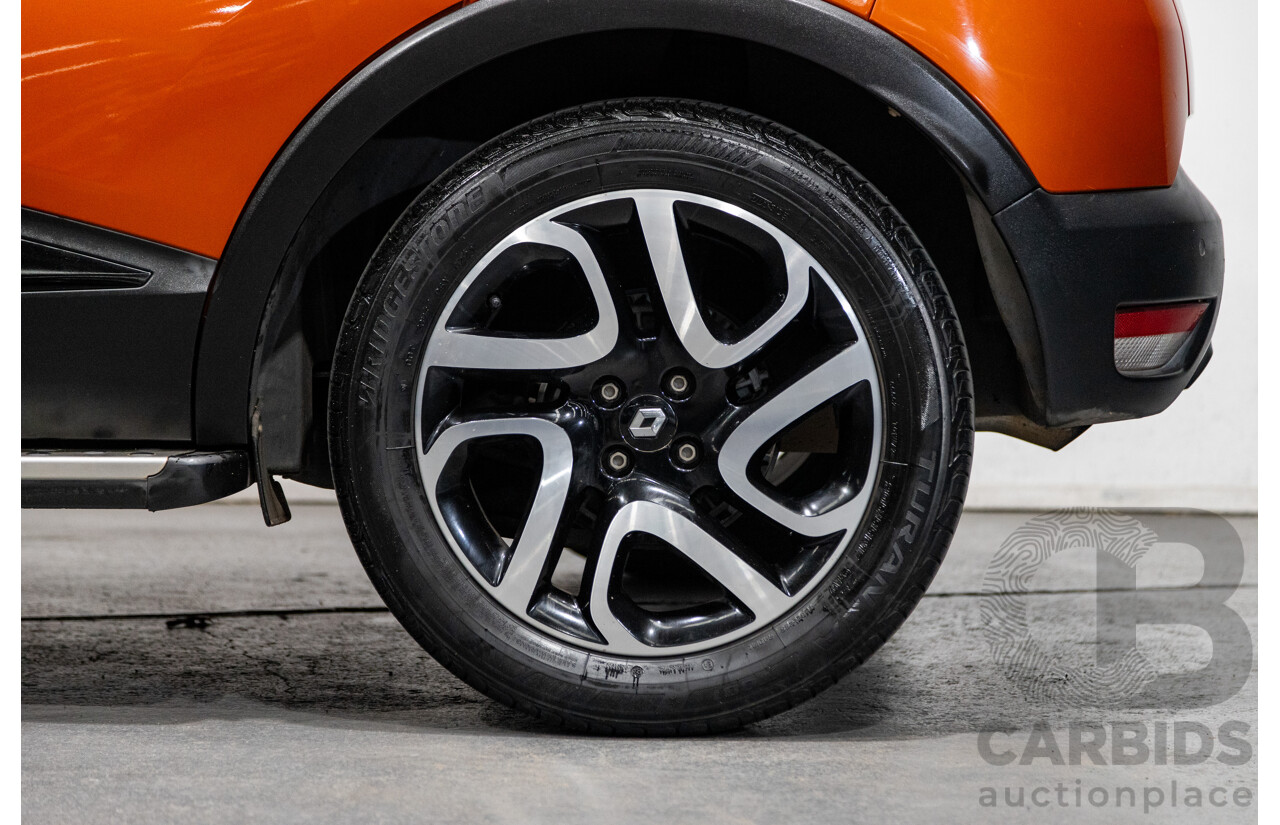 1/2015 Renault Captur Dynamique X87 4d Wagon Corsica Orange / Diamond Black Metallic Turbo 1.2L