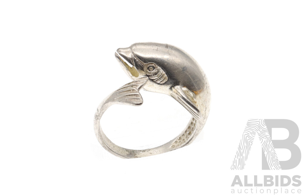 Sterling Silver Fish Ring, with Adjustable Band - Size L, 4.98 Grams with FW Aubergine Pearl Neoprene Bracelet & Ring