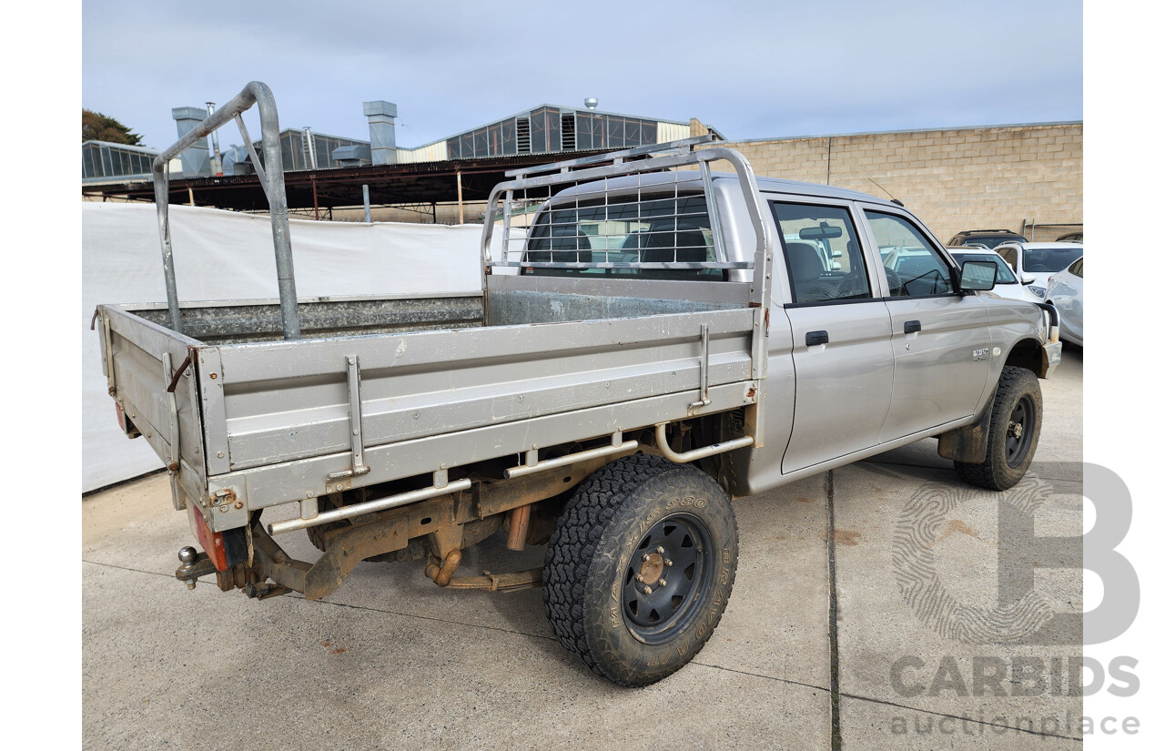 09/2004 Mitsubishi Triton GLX 4x4 MK MY04 Double Cab Utility Silver 2.8L