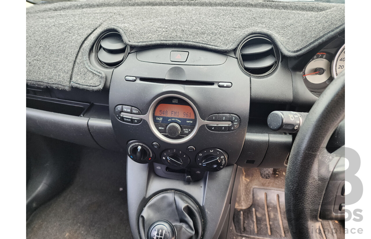 09/2008 Mazda Mazda2 MAXX FWD DE 5D Hatchback Blue 1.5L