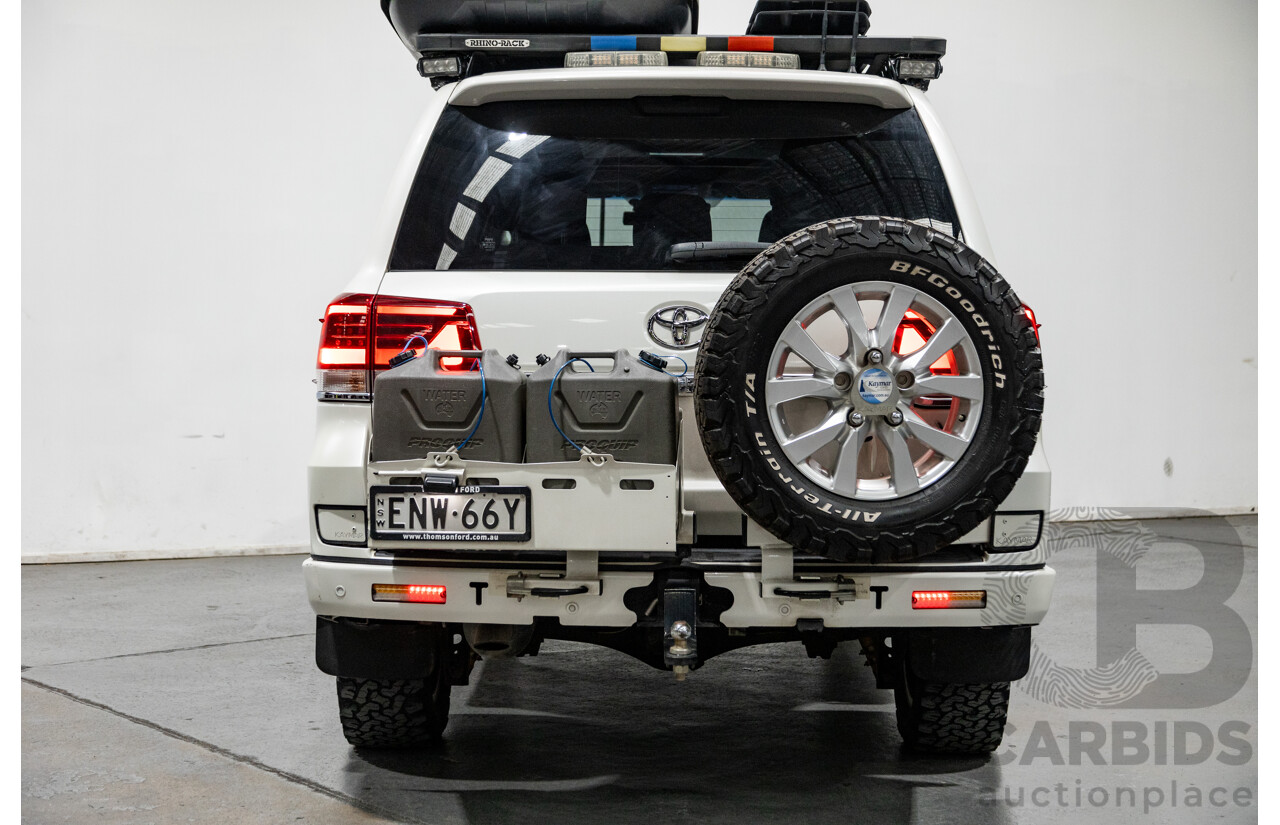 02/2020 Toyota Landcruiser VX (4x4) VDJ200R MY20 4d Wagon Crystal Pearl White Twin Turbo Diesel V8 4.5L - 7 Seater