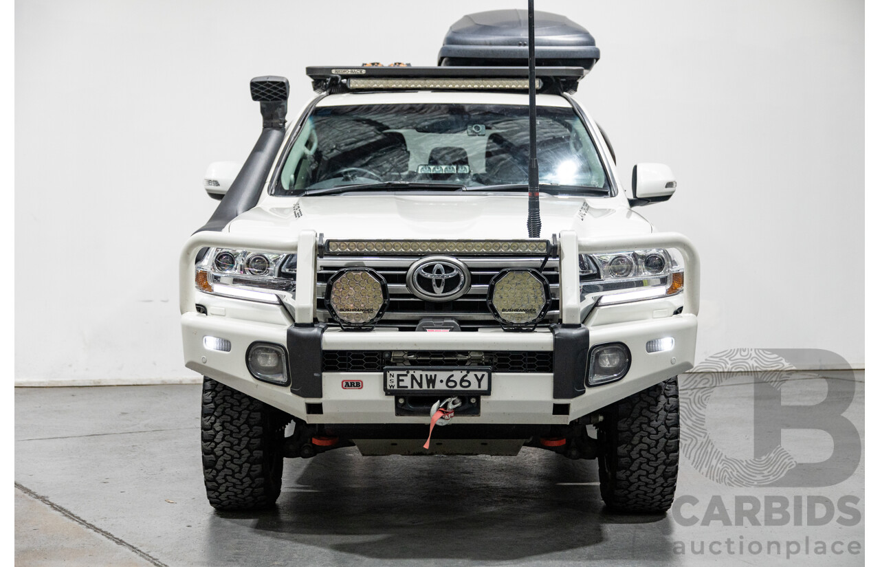 02/2020 Toyota Landcruiser VX (4x4) VDJ200R MY20 4d Wagon Crystal Pearl White Twin Turbo Diesel V8 4.5L - 7 Seater