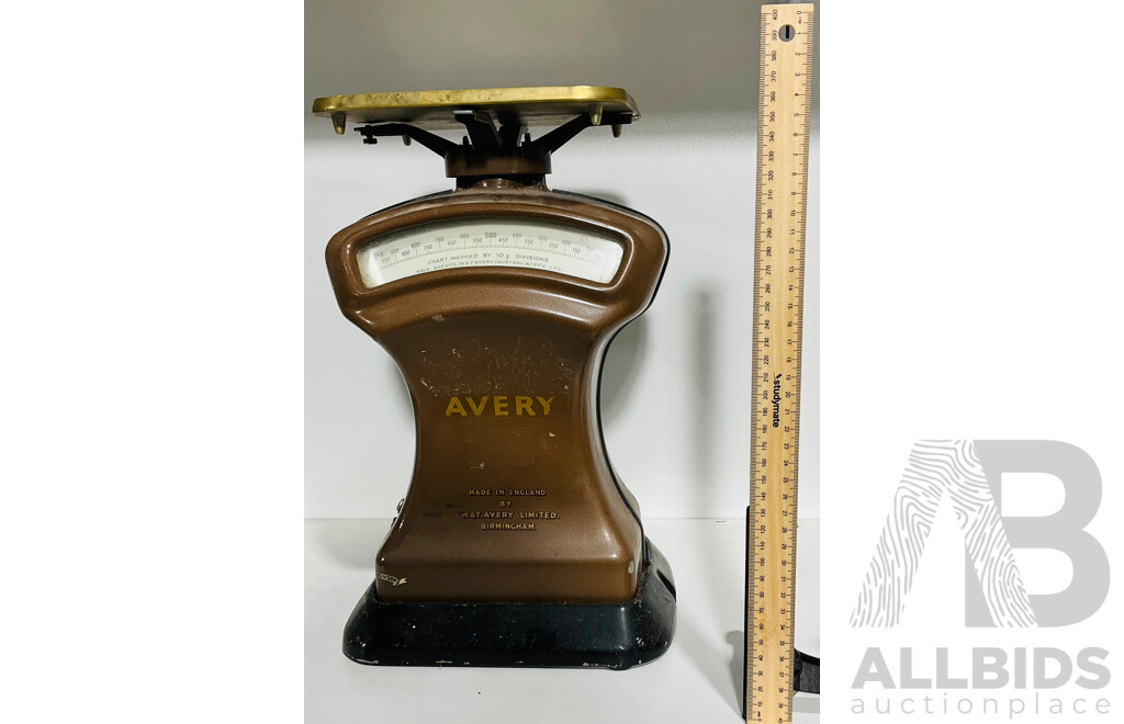 Vintage Avery 1kg Mechanical Scale