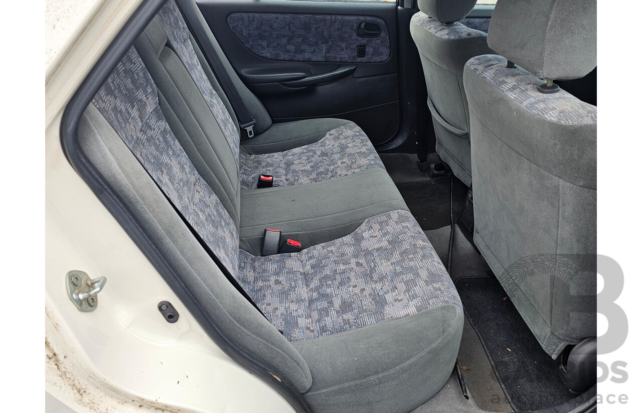 3/1998 Mazda 626 Classic  4d Sedan White 2.0L