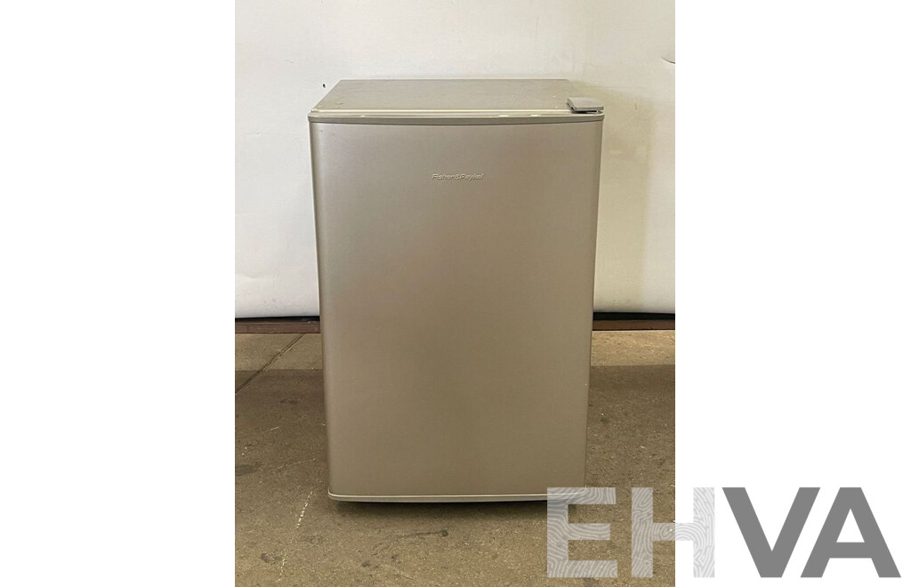 Fisher and Paykel 115 Ltr Bar Fridge
