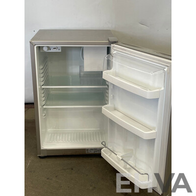 Fisher and Paykel 115 Ltr Bar Fridge