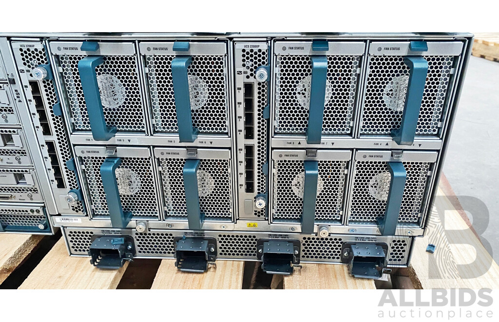 Cisco (UCS 5108) Server Chassis W/ 8x Cisco Intel Xeon Blade Servers