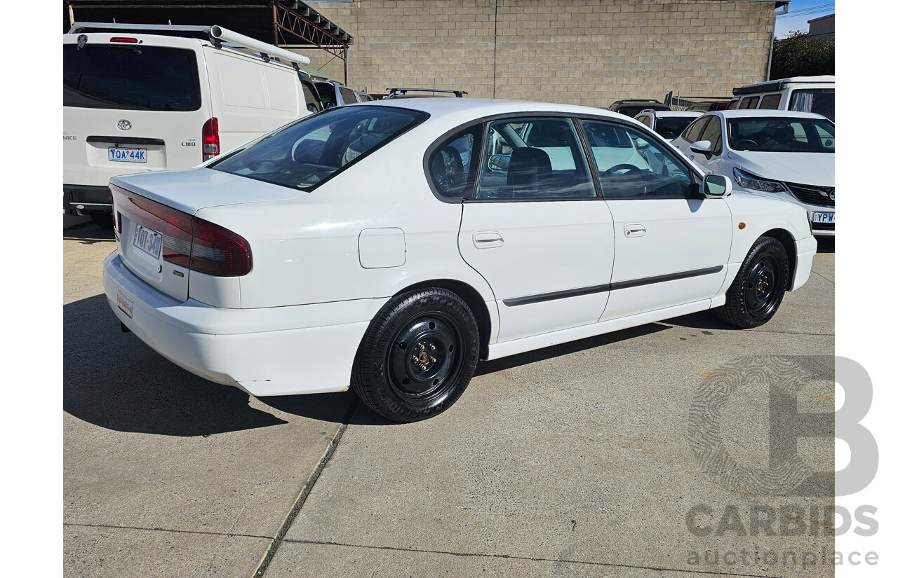 9/2001 Subaru Liberty GX (awd) MY01 4d Sedan White 2.0L