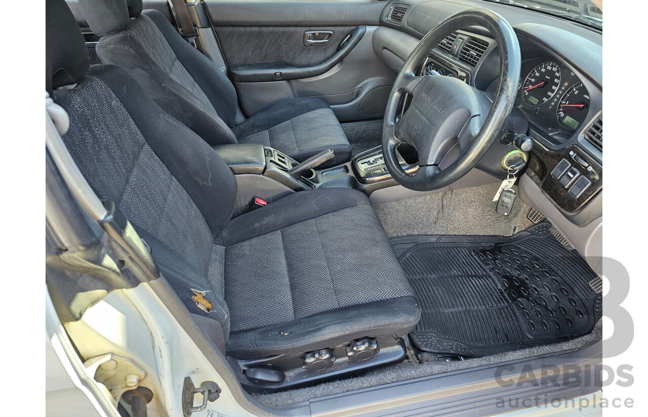 9/2001 Subaru Liberty GX (awd) MY01 4d Sedan White 2.0L