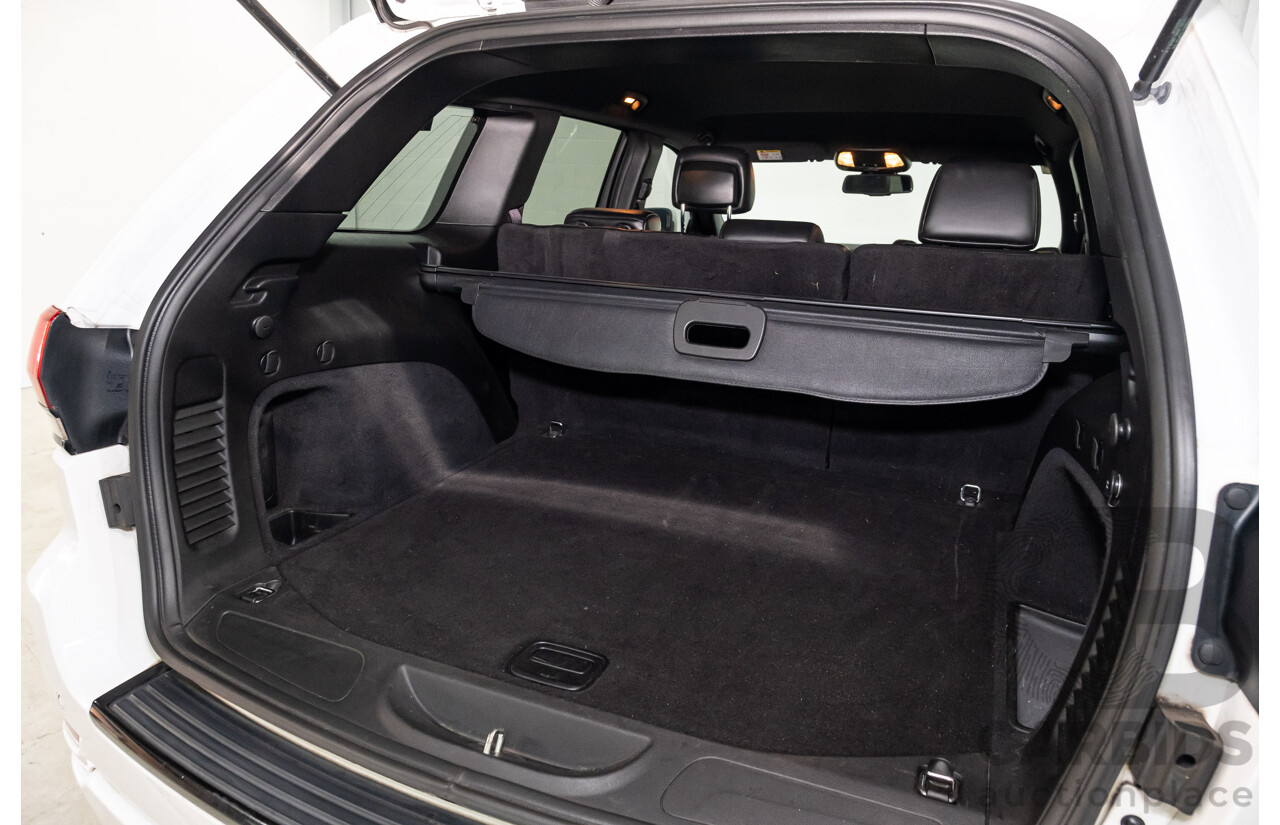 12/2015 Jeep Grand Cherokee Blackhawk (4x4) WK MY15 4d Wagon Bright White Turbo Diesel V6 3.0L