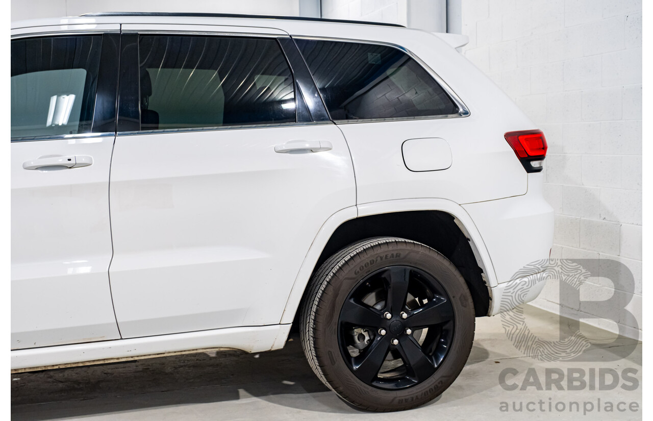 12/2015 Jeep Grand Cherokee Blackhawk (4x4) WK MY15 4d Wagon Bright White Turbo Diesel V6 3.0L