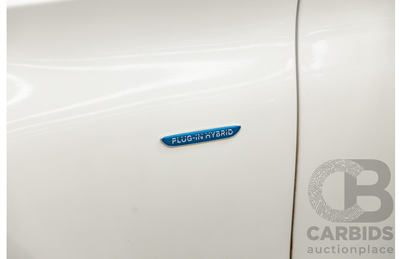 01/2018 Mercedes Benz C350e W205 MY18 4d Sedan Diamond White Metallic Turbo 2.0L / 60kw Hybrid