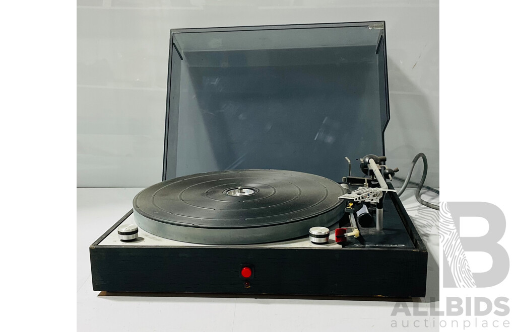 Vintage Thorens Turntable