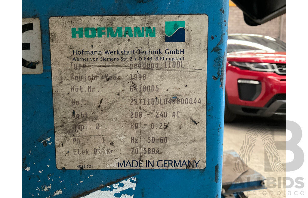 Hoffman GeoDyna 1100L Truck Wheel Balancer