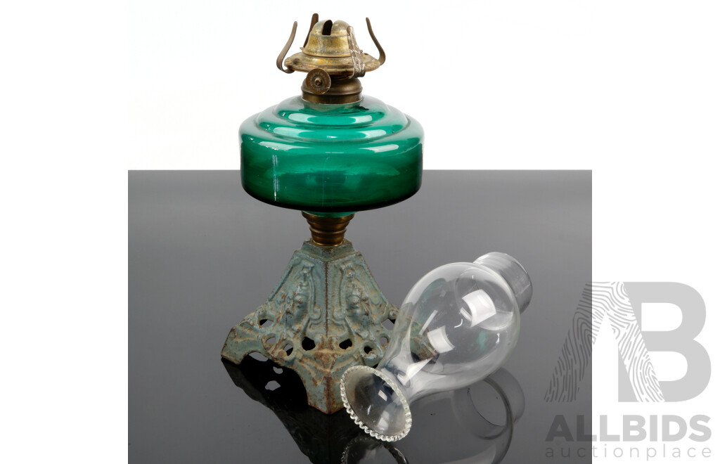 Antique Australian Artcraft Oil Lamp with Ornate Cast Metal Base, Deep Green Glass Font and Glass Flue