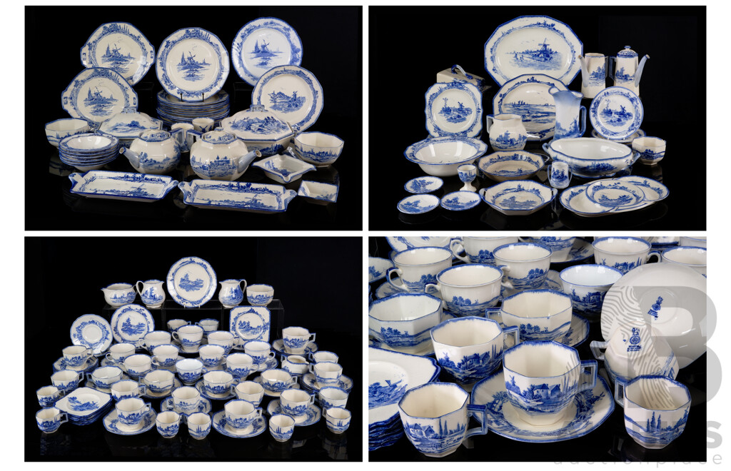 Large Antique Royal Doulton Porcelain Norfolk Pattern 146 Piece Dinner Service