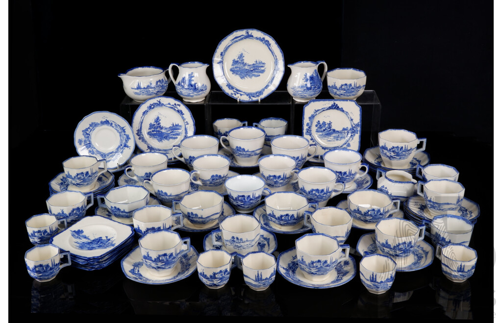 Large Antique Royal Doulton Porcelain Norfolk Pattern 146 Piece Dinner Service